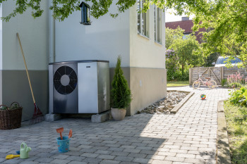 NIBE S2125-12 Heat Pump image 1